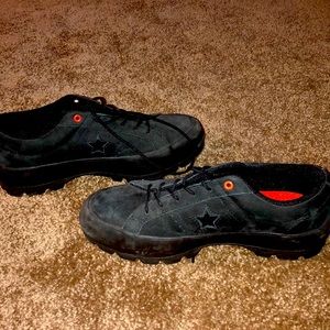 Platform lugged one star converse